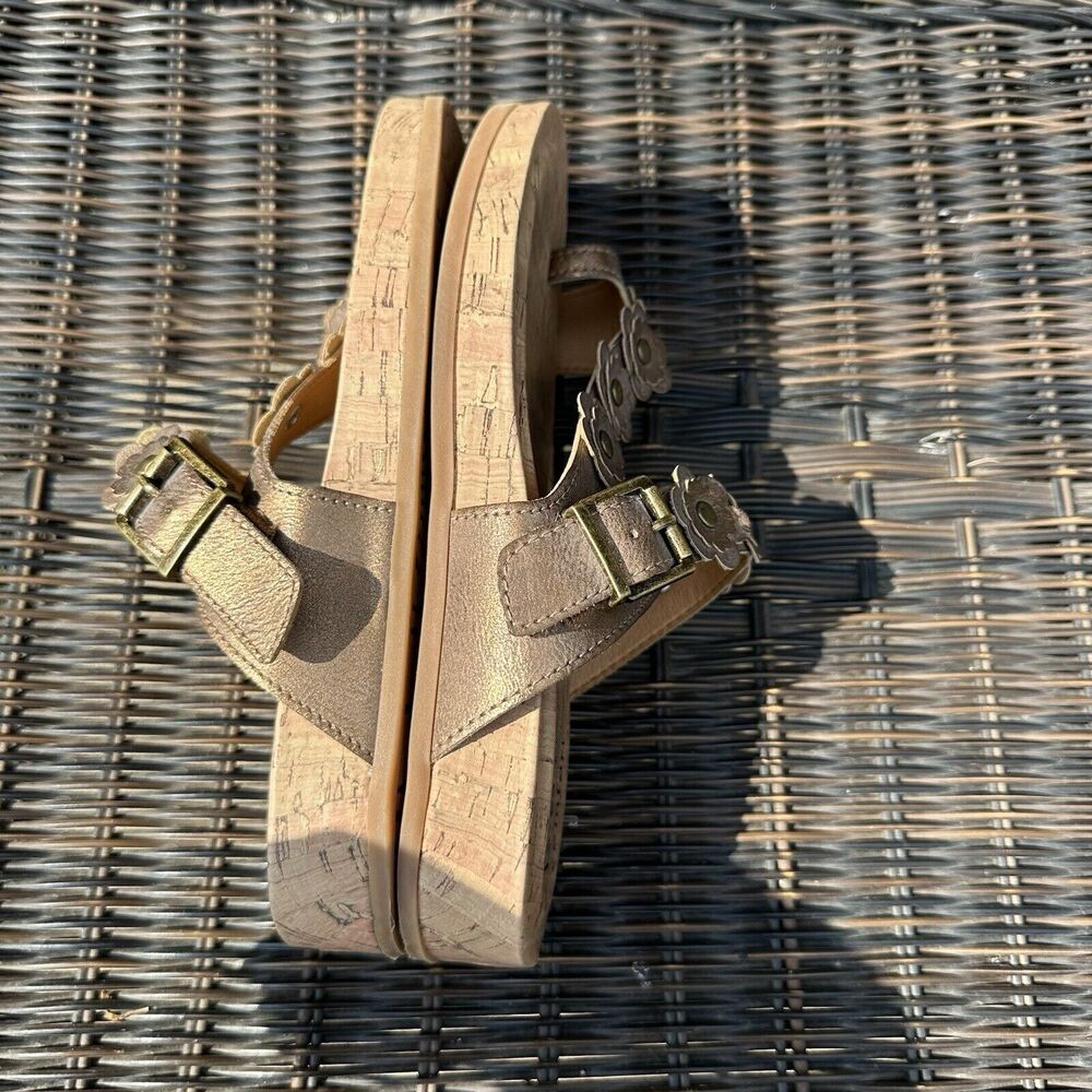 B.O.C Born Sandals Womens 7M Slides Toe Loop Wedge Platform Floral Cork‎ Slip On - Picture 6 of 7